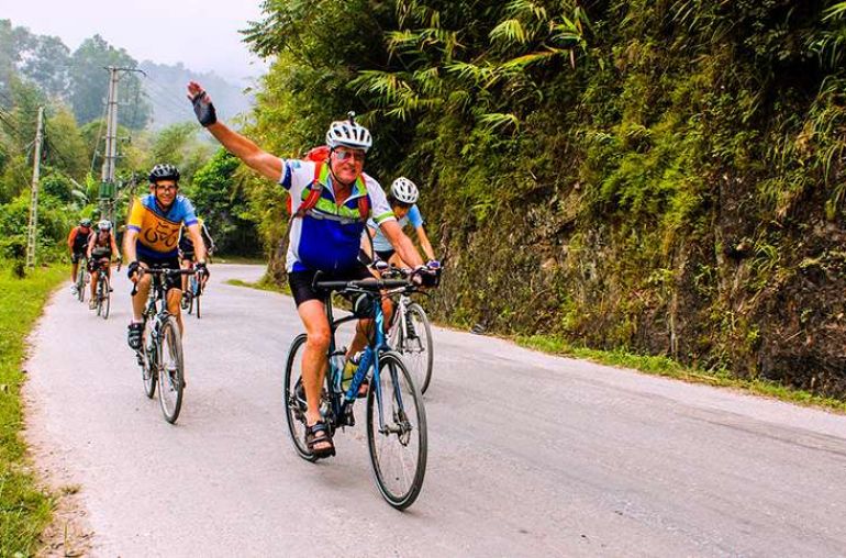 Essential Cycling Trip In North Vietnam 5 Days